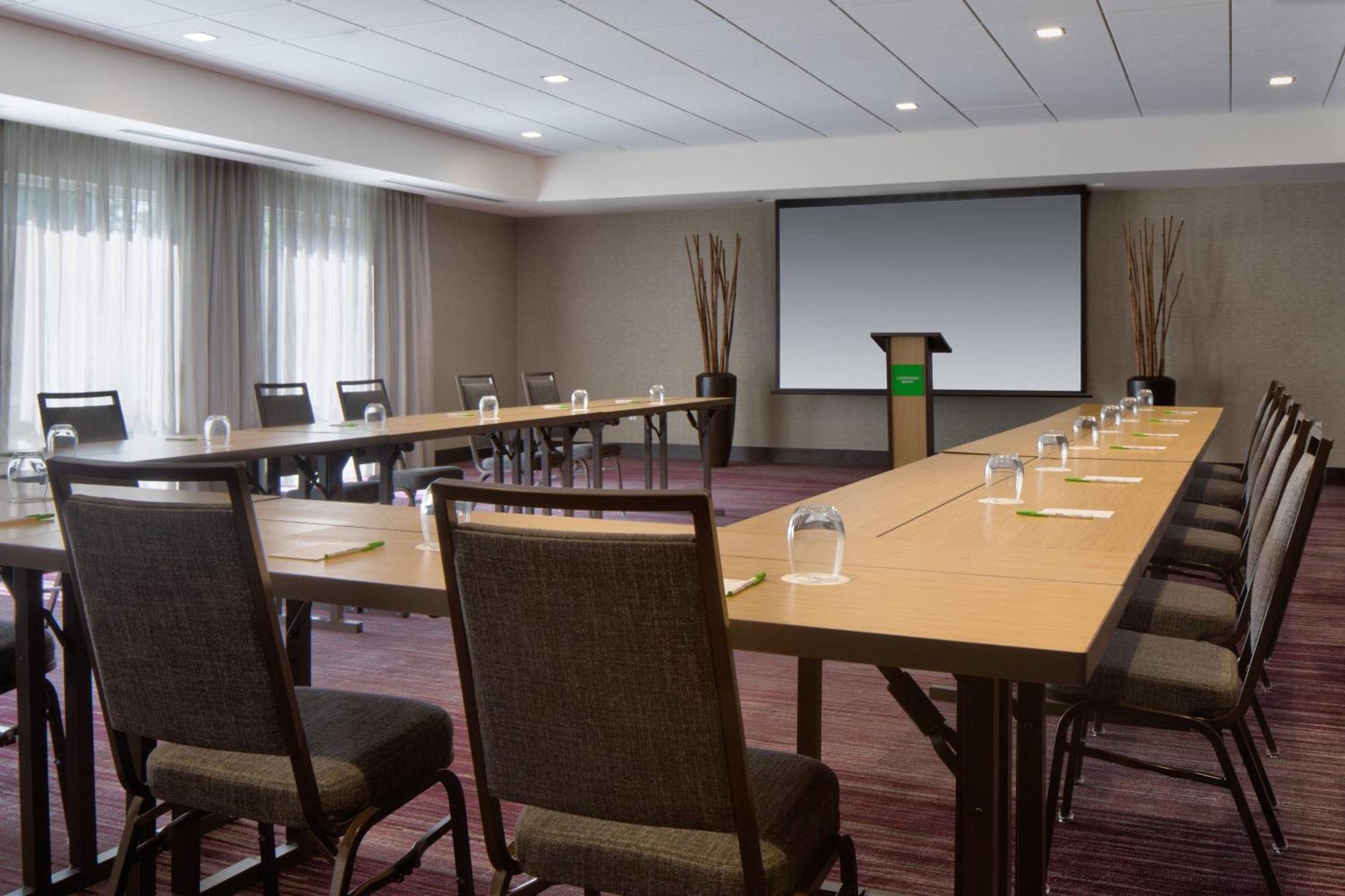 Hotel Courtyard By Marriott Houston Northwest/cypress 3*